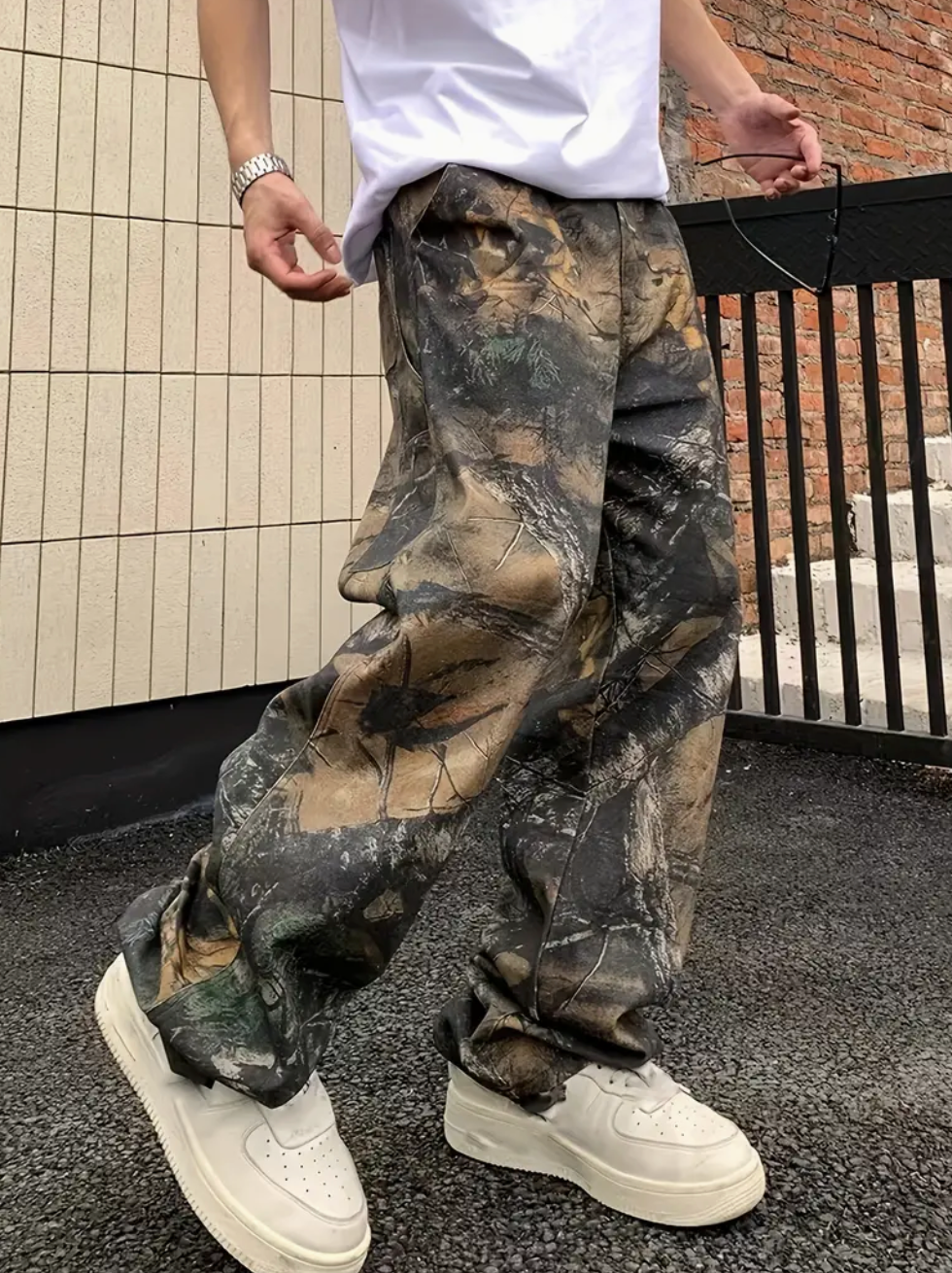 Mens Baggy Camo Jeans - The Fashion Center