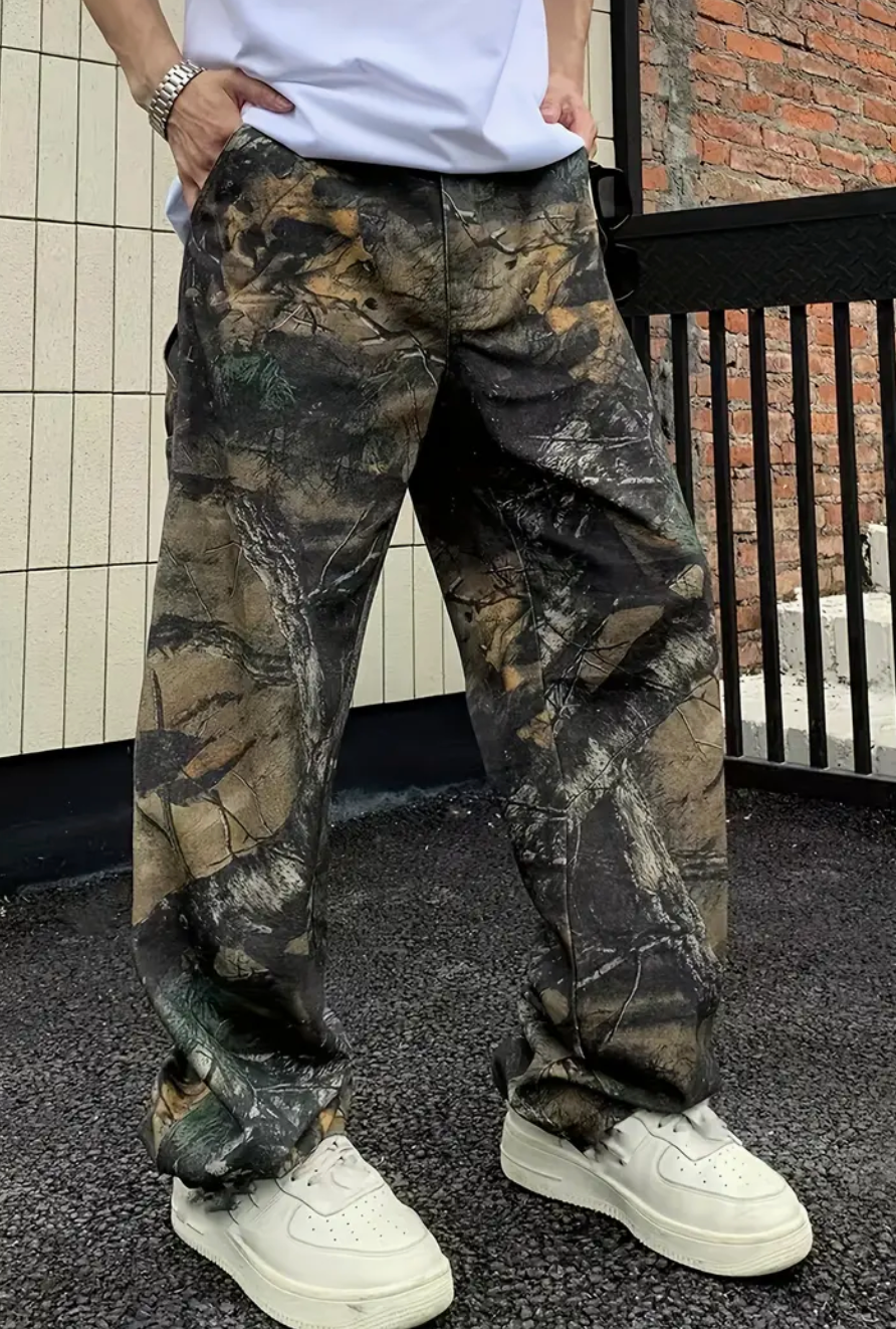 Mens Baggy Camo Jeans - The Fashion Center