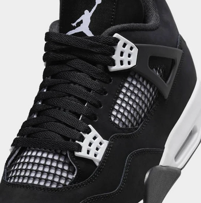 Basketball Shoes 4 Retro White Thunder - The Fashion Center