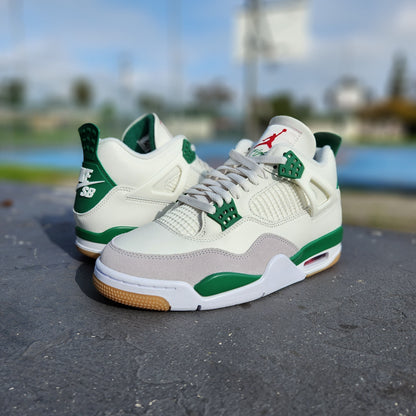 Nike SB x Air Jordan 4 Retro SP 'Pine Green'